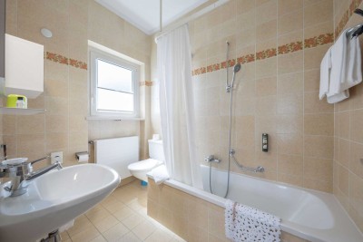 Garni Rivabella Brissago Locarno Bagno 10